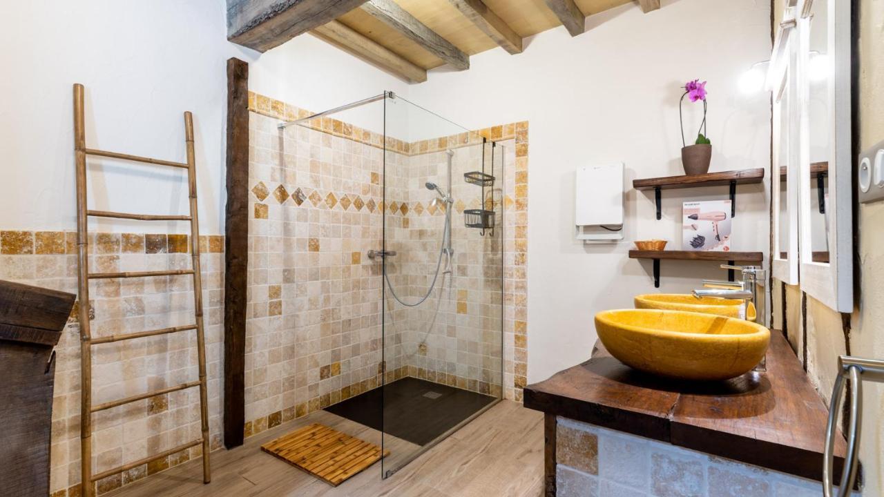 La Maison De Yuka Plieux Exteriér fotografie