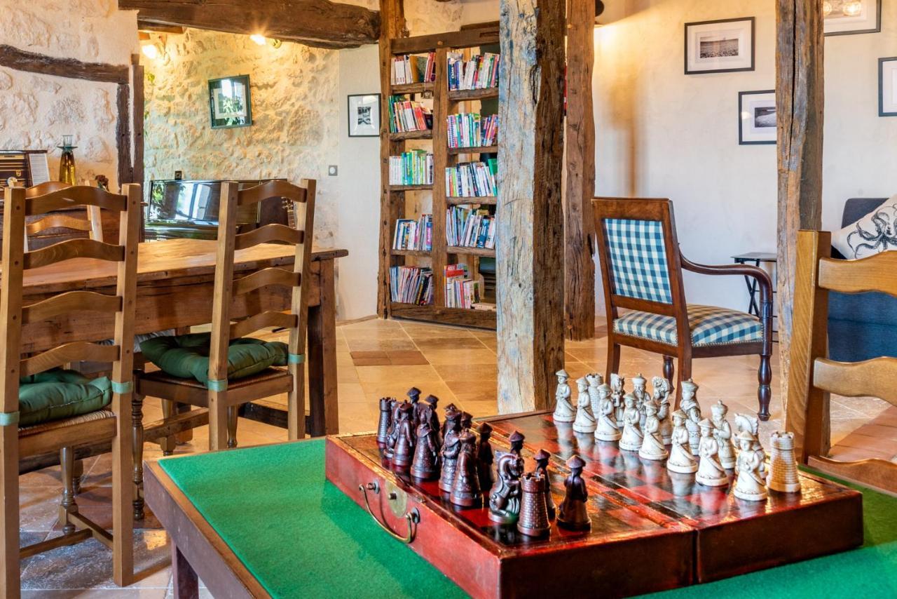 La Maison De Yuka Plieux Exteriér fotografie