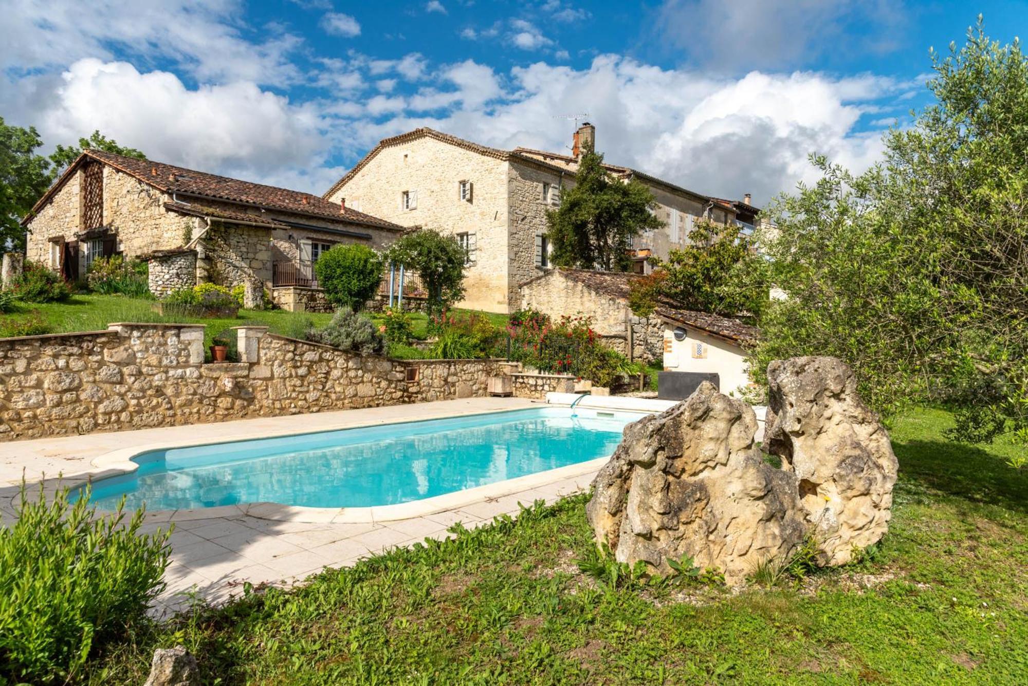 La Maison De Yuka Plieux Exteriér fotografie